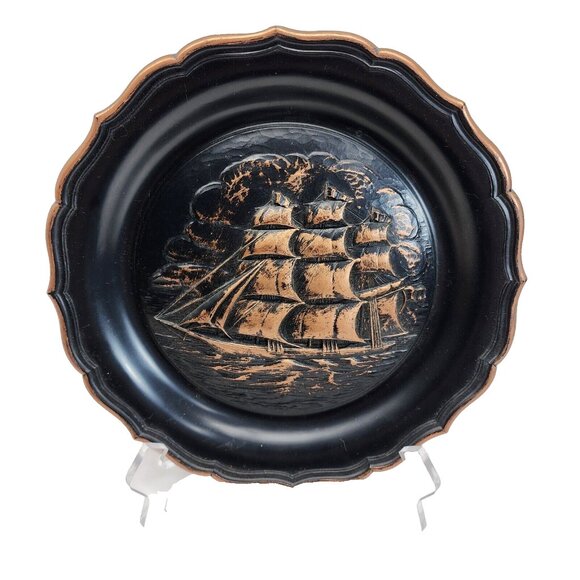 Vtg Dart Naval Ship Round Wall Decor Boat Grandpa Coastal Dark Academia  READ - Picture 1 of 6